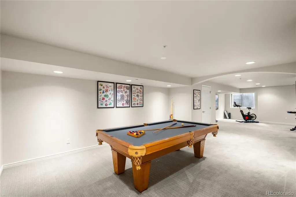 6 S Monroe Street Denver CO 80209