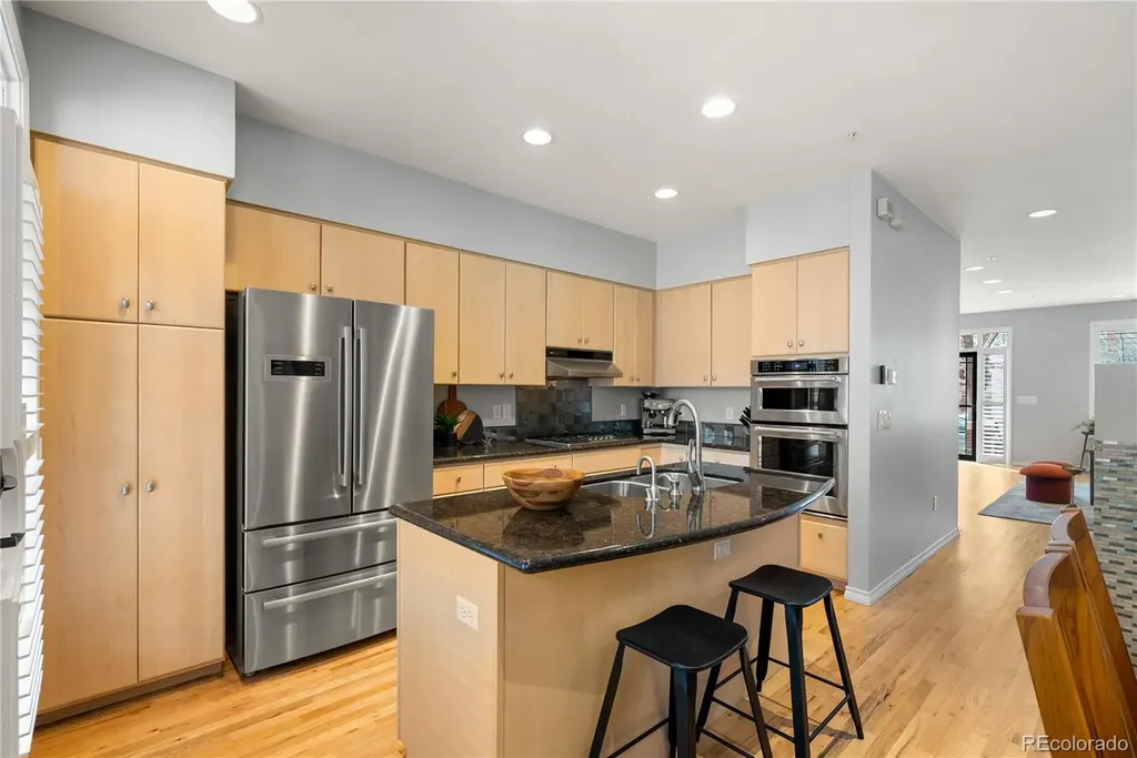 6 S Monroe Street Denver CO 80209