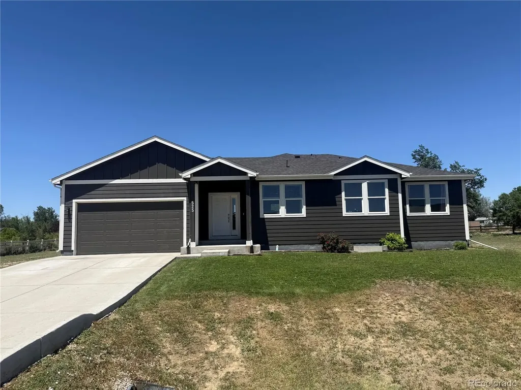 525 Foxtail Drive Hudson CO 80642