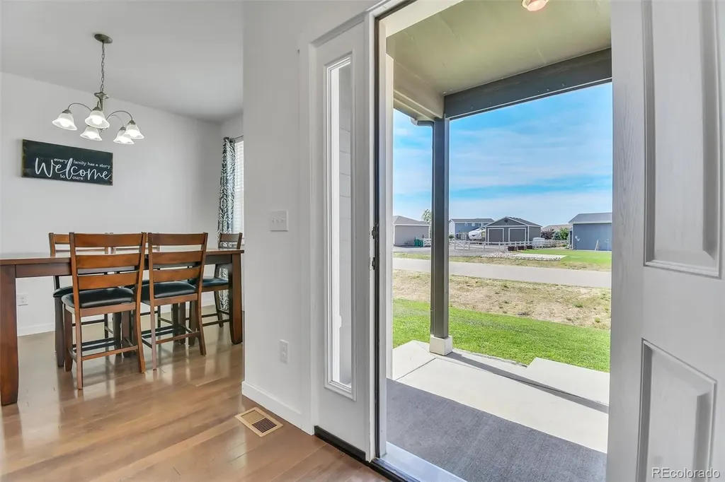 525 Foxtail Drive Hudson CO 80642