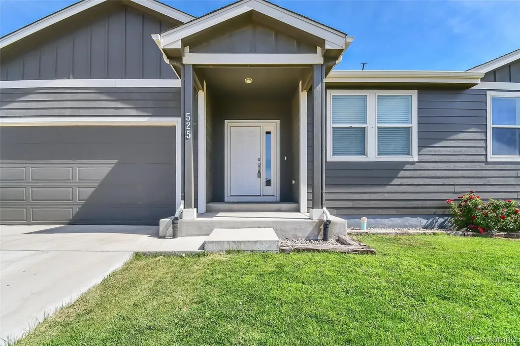 525 Foxtail Drive Hudson CO 80642
