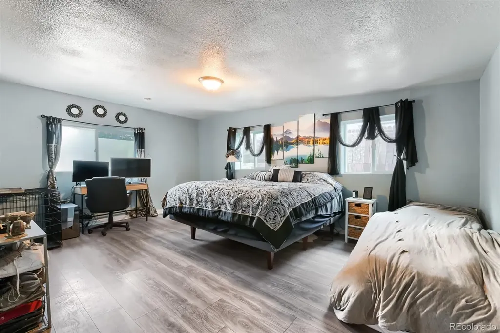 1058 S Raleigh Street Denver CO 80219