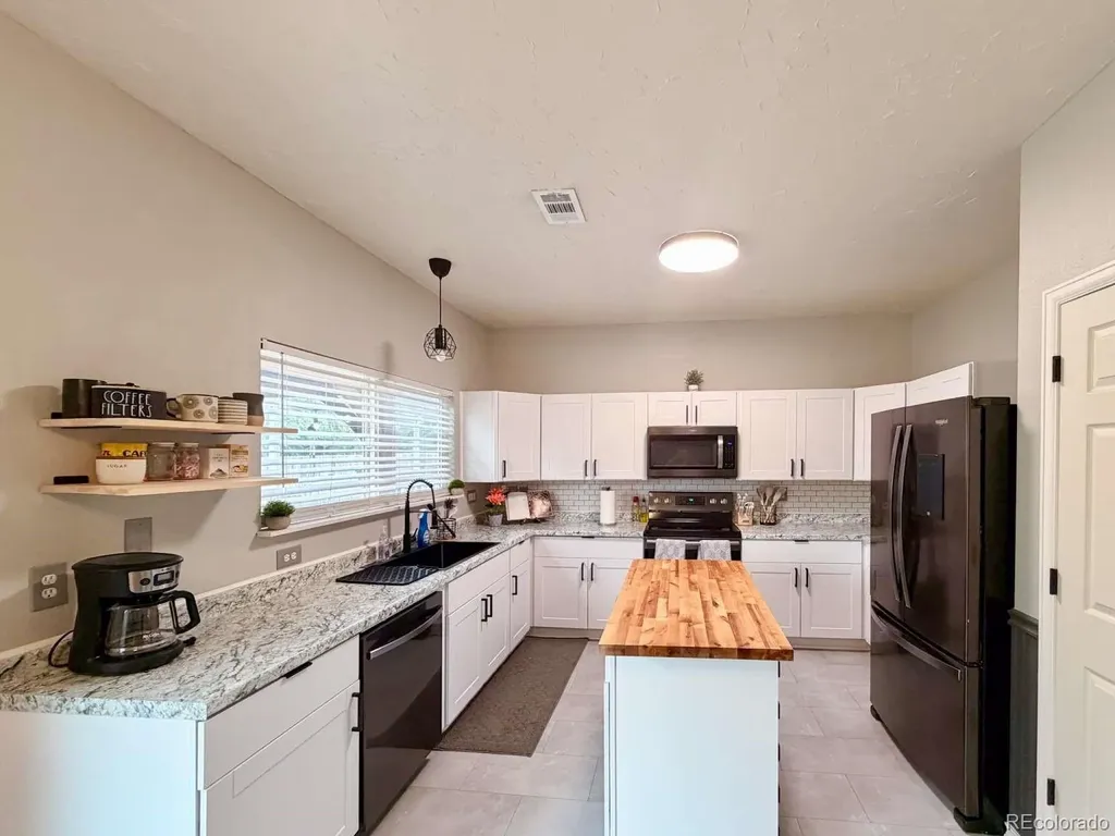 22264 E Belleview Place Aurora CO 80015