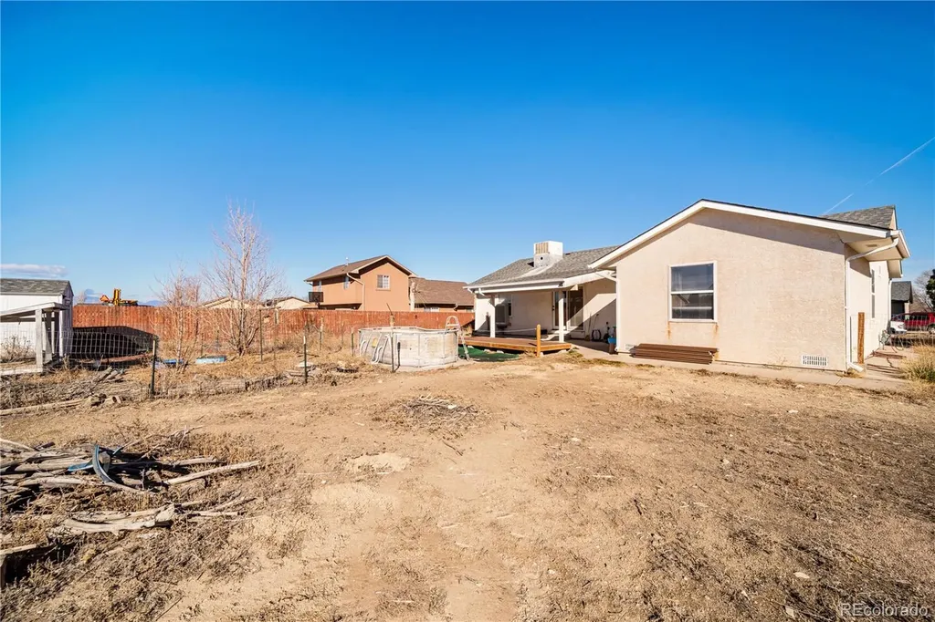 441 S Oak Creek Drive Pueblo West CO 81007