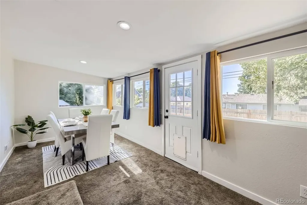 6718 W 70th Place Arvada CO 80003