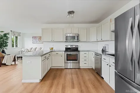 9537 Grandview Avenue Arvada CO 80002