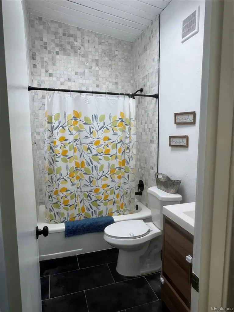 450 Yukon Street Lakewood CO 80226