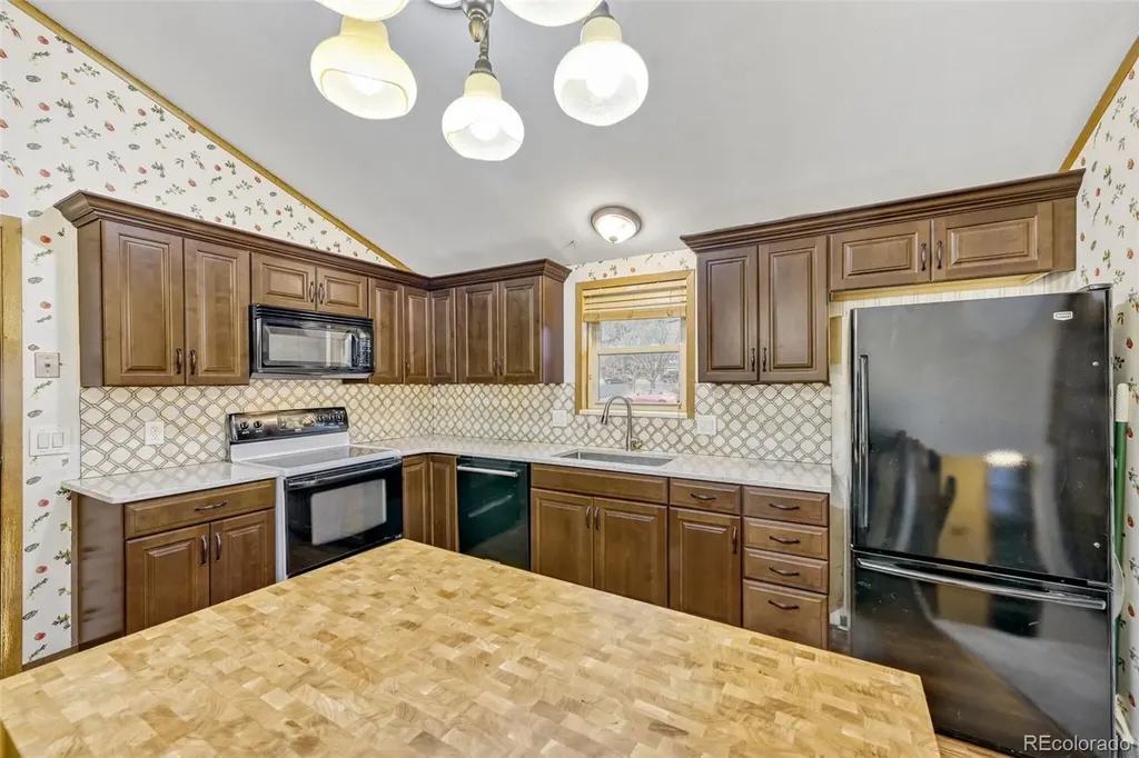 3354 S Kendall Street Denver CO 80227