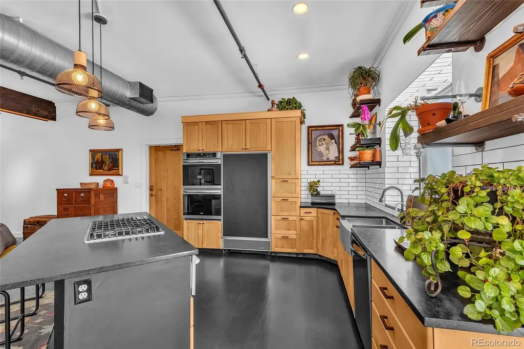 800 W 8th Avenue Denver CO 80204