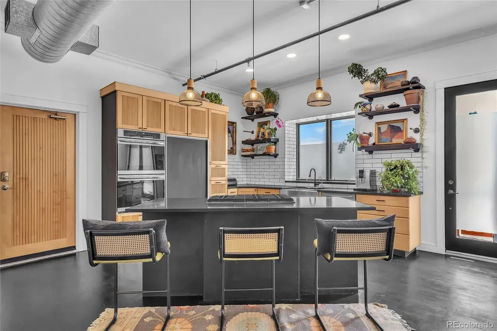 800 W 8th Avenue Denver CO 80204