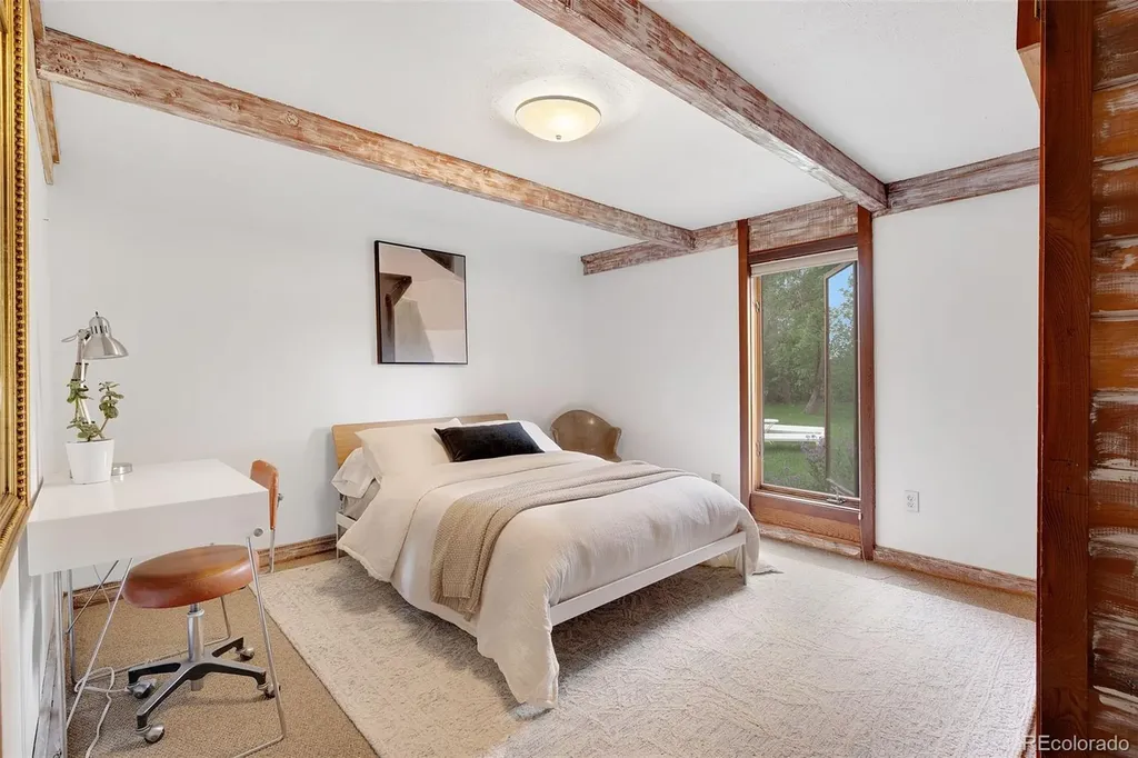 1468 Cherryvale Road Boulder CO 80303