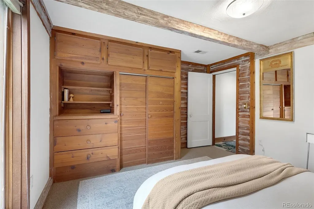 1468 Cherryvale Road Boulder CO 80303