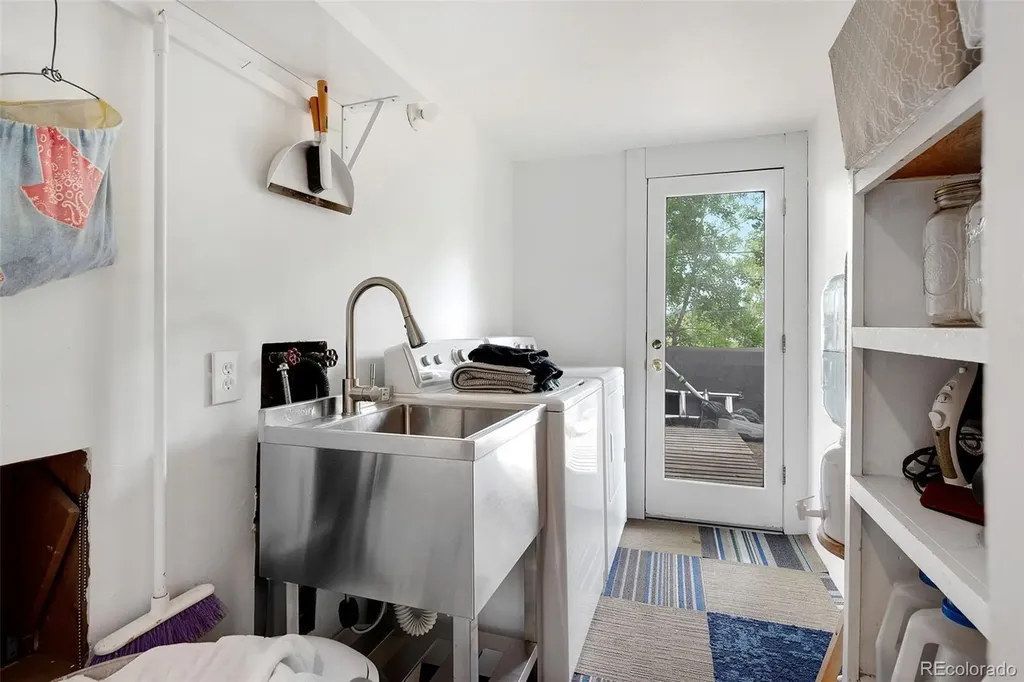 1468 Cherryvale Road Boulder CO 80303