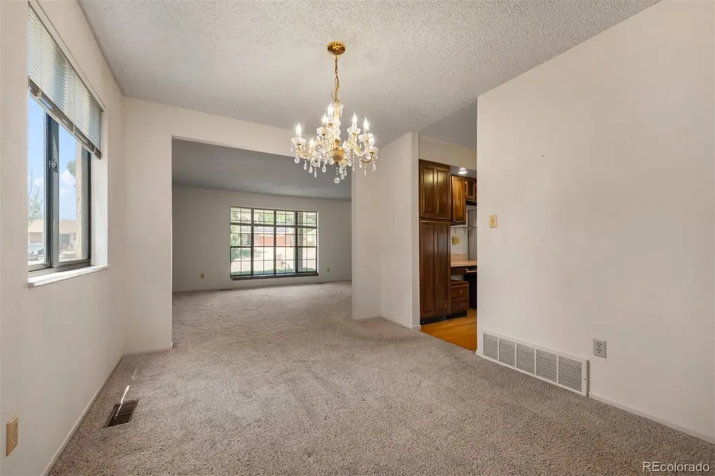 4 Yarrow Court Pueblo CO 81001