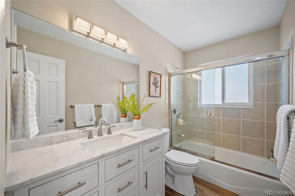 702 Paradise Lane Colorado Springs CO 80904