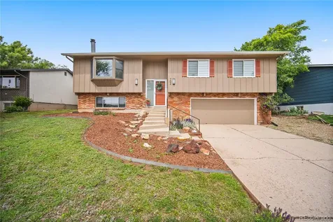 702 Paradise Lane Colorado Springs CO 80904