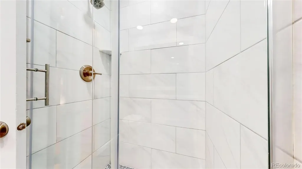 2946 S Moline Place Aurora CO 80014