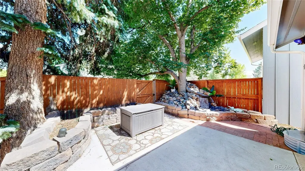 2946 S Moline Place Aurora CO 80014