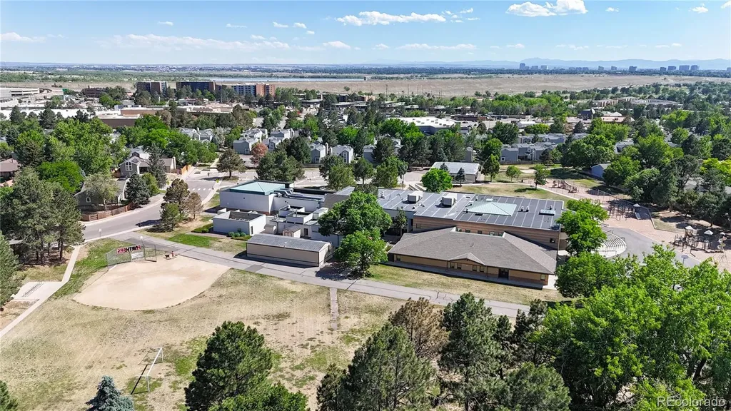 2946 S Moline Place Aurora CO 80014