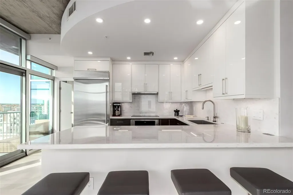 Denver CO, 1700 Bassett Street, Unit 1014