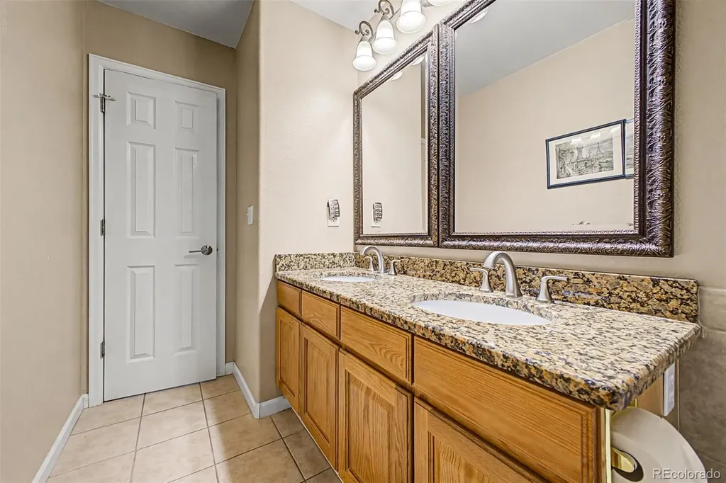 5814 S Danube Street Aurora CO 80015