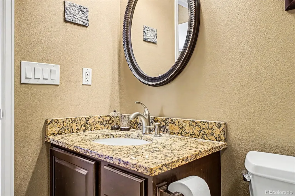 5814 S Danube Street Aurora CO 80015