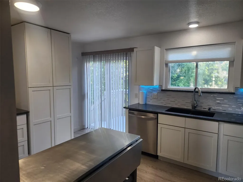 9225 Clermont Drive Denver CO 80229