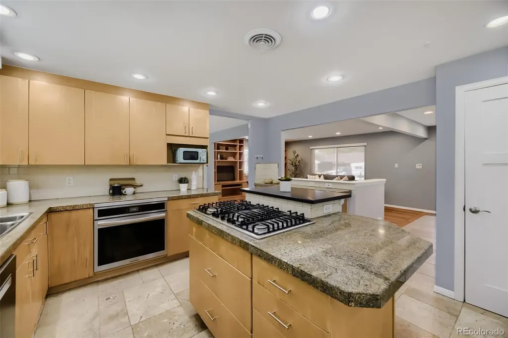 3141 S Jasmine Way Denver CO 80222