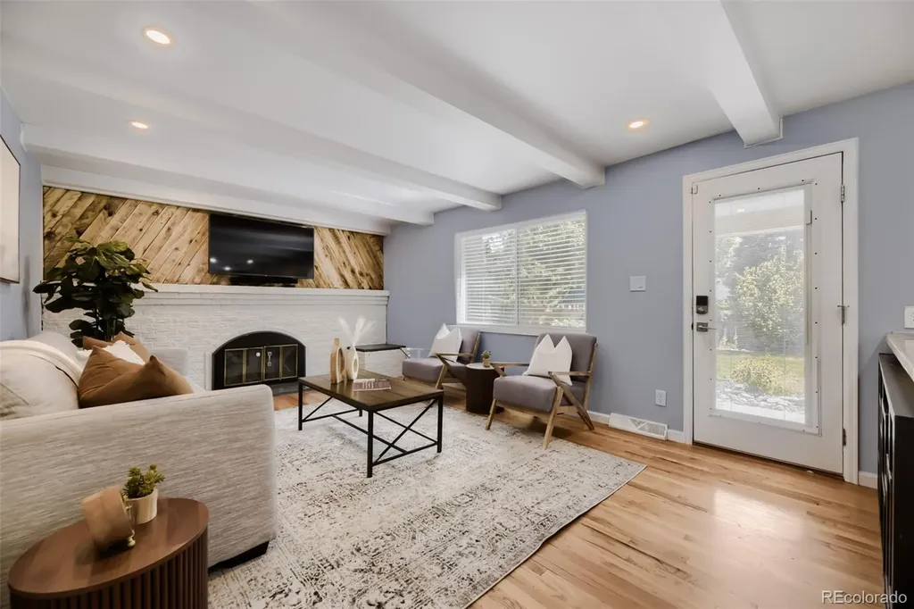3141 S Jasmine Way Denver CO 80222