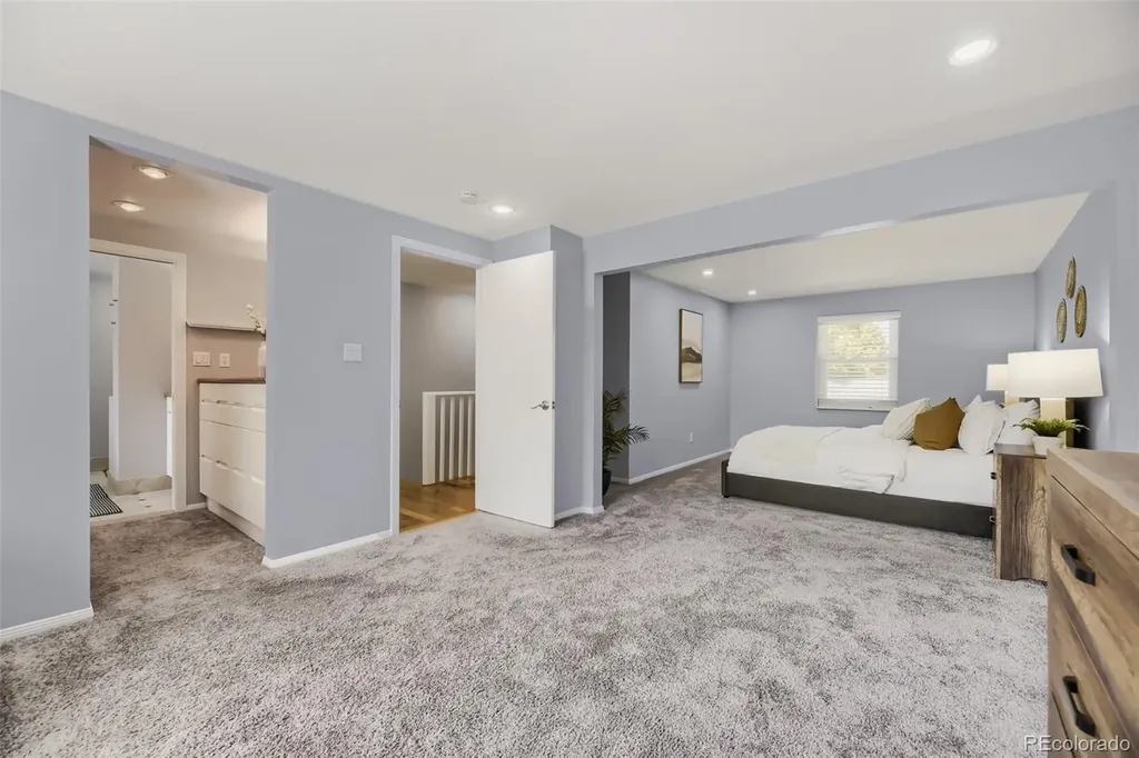 3141 S Jasmine Way Denver CO 80222