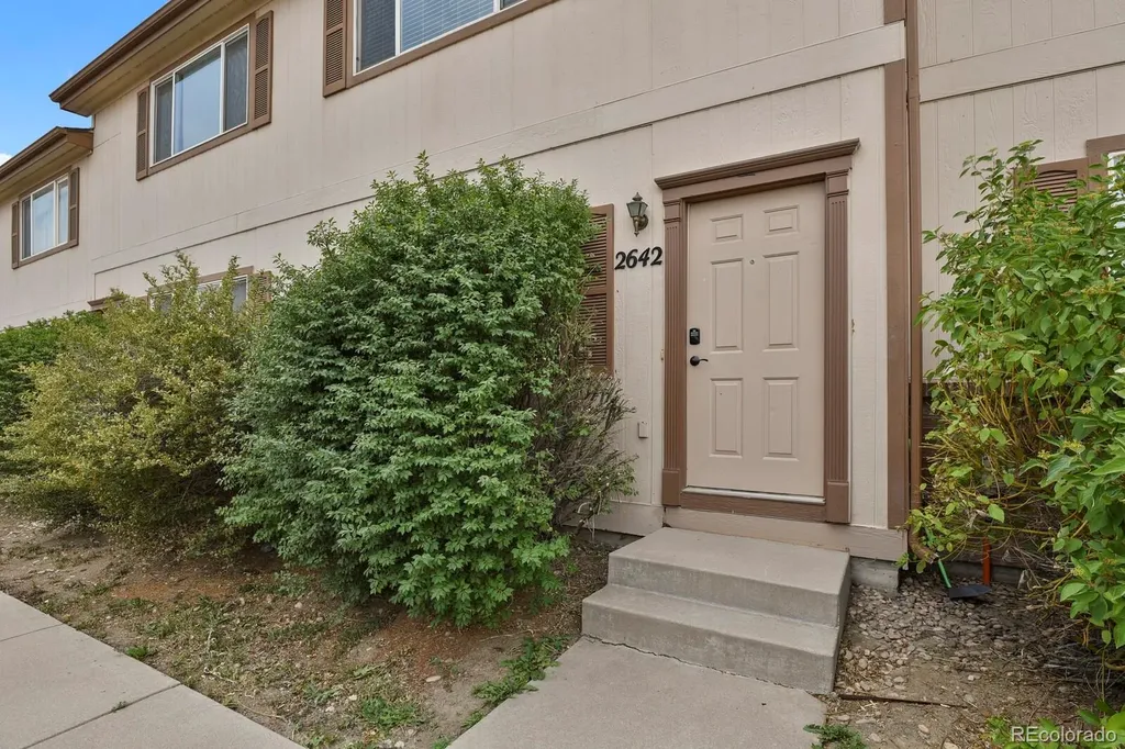 2642 Devonshire Court Denver CO 80229