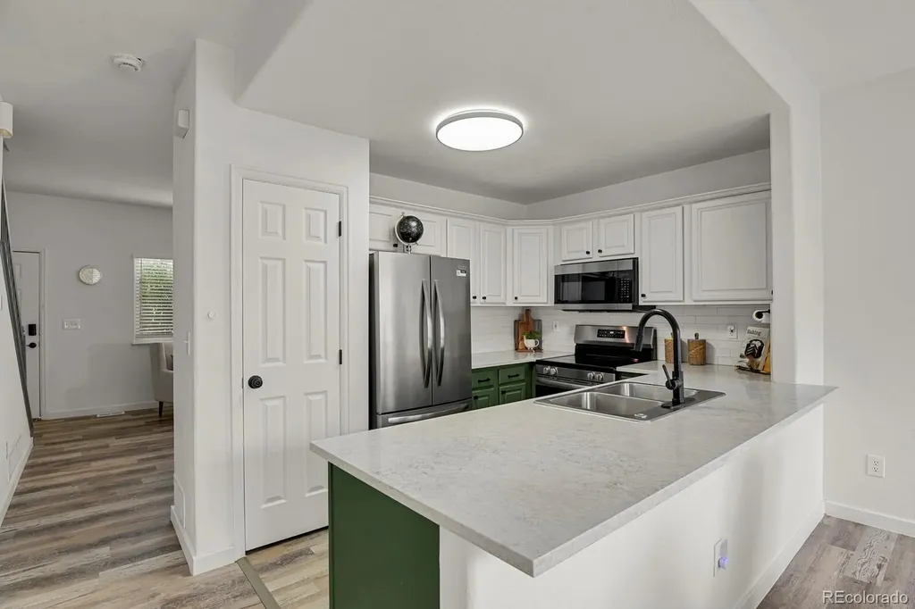 2642 Devonshire Court Denver CO 80229