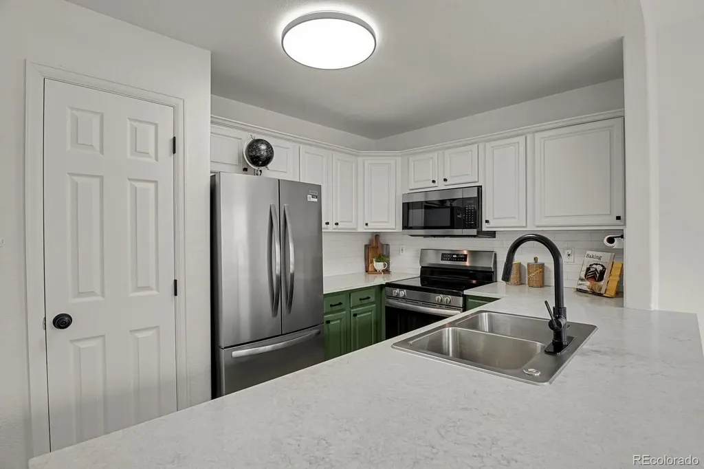 2642 Devonshire Court Denver CO 80229