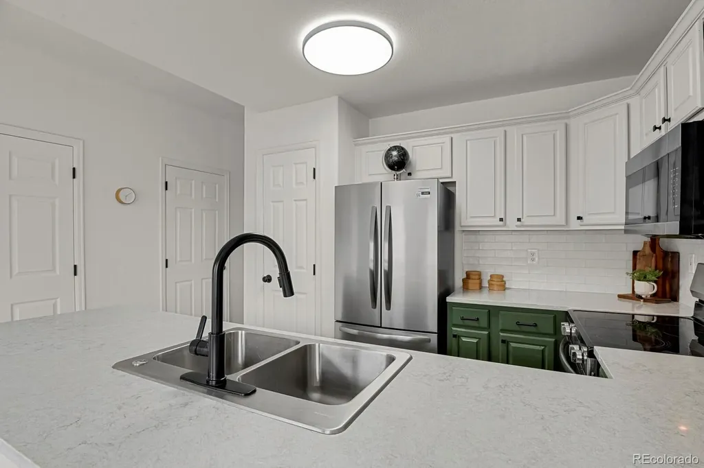 2642 Devonshire Court Denver CO 80229