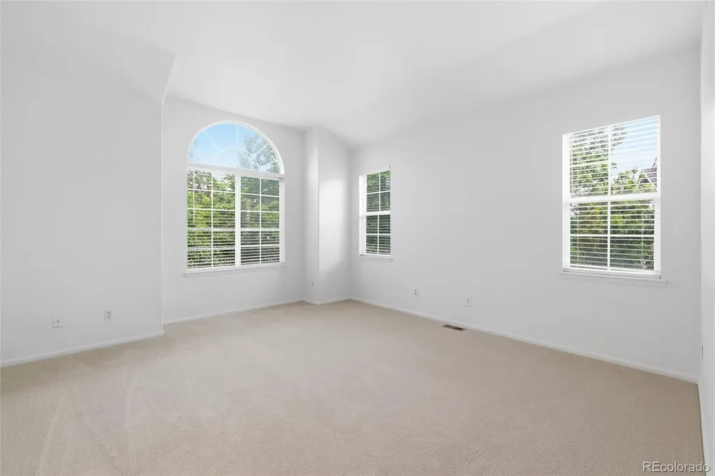 111 Granby Way Aurora CO 80011