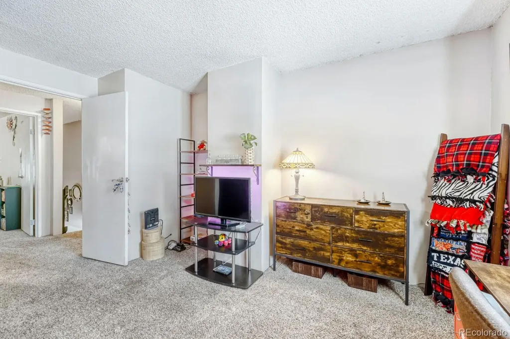14034 E Utah Circle Aurora CO 80012