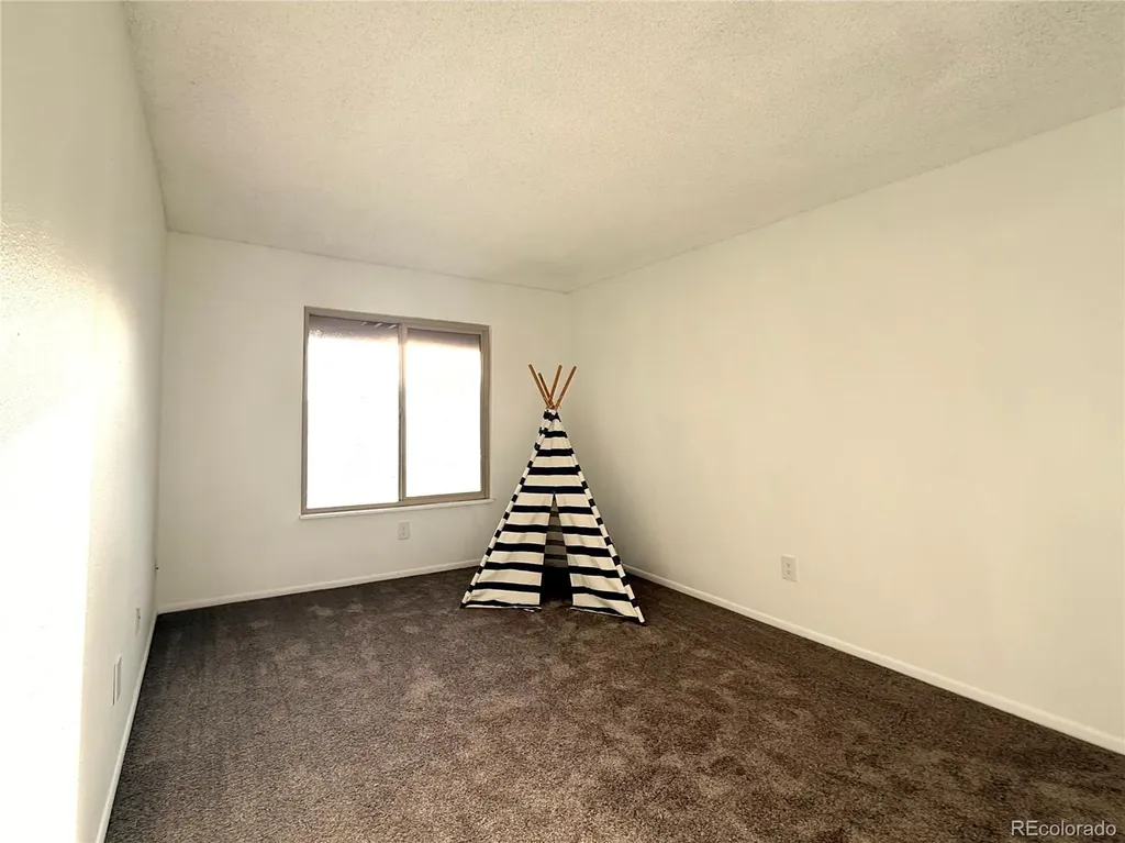 935 Saturn Drive Colorado Springs CO 80905