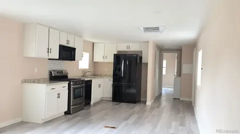 1600 Sable Boulevard Aurora CO 80011