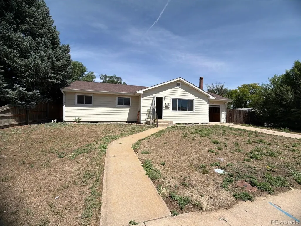 303 Belmont Place Fort Morgan CO 80701
