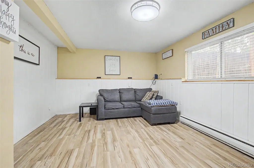 4664 S Garland Way Littleton CO 80123