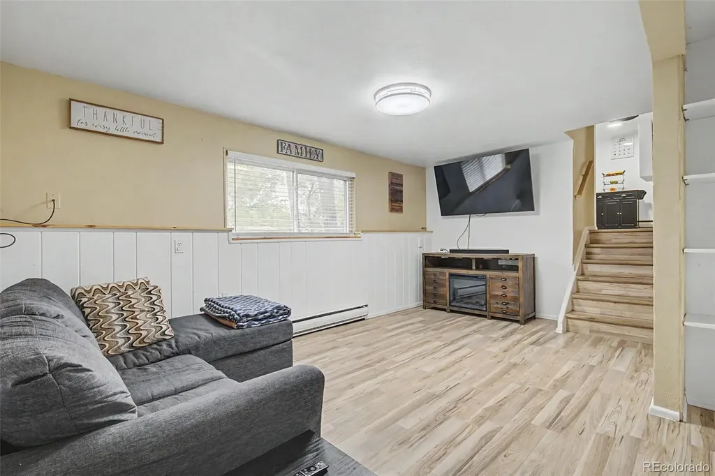 4664 S Garland Way Littleton CO 80123