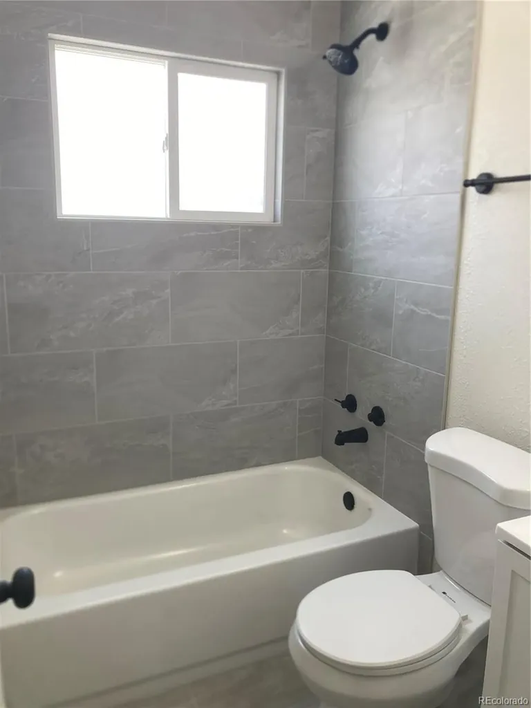 800 Vaughn Street Aurora CO 80011
