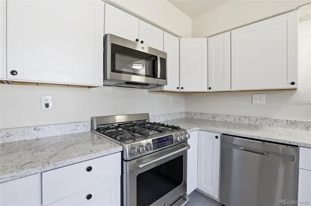 800 Vaughn Street Aurora CO 80011