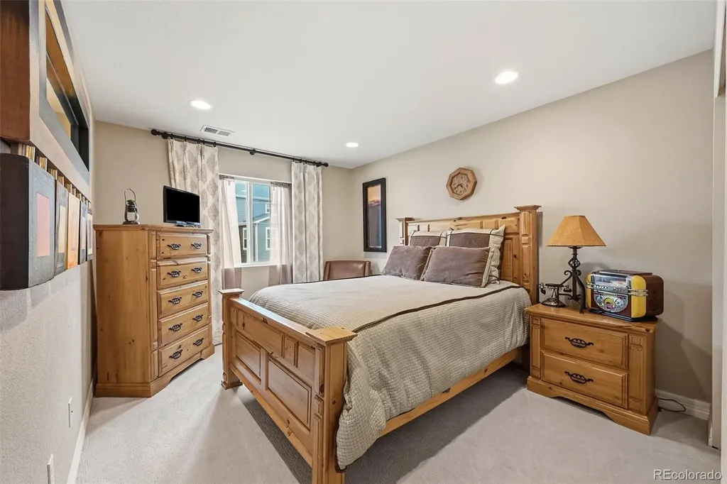21694 E Stanford Circle Aurora CO 80015