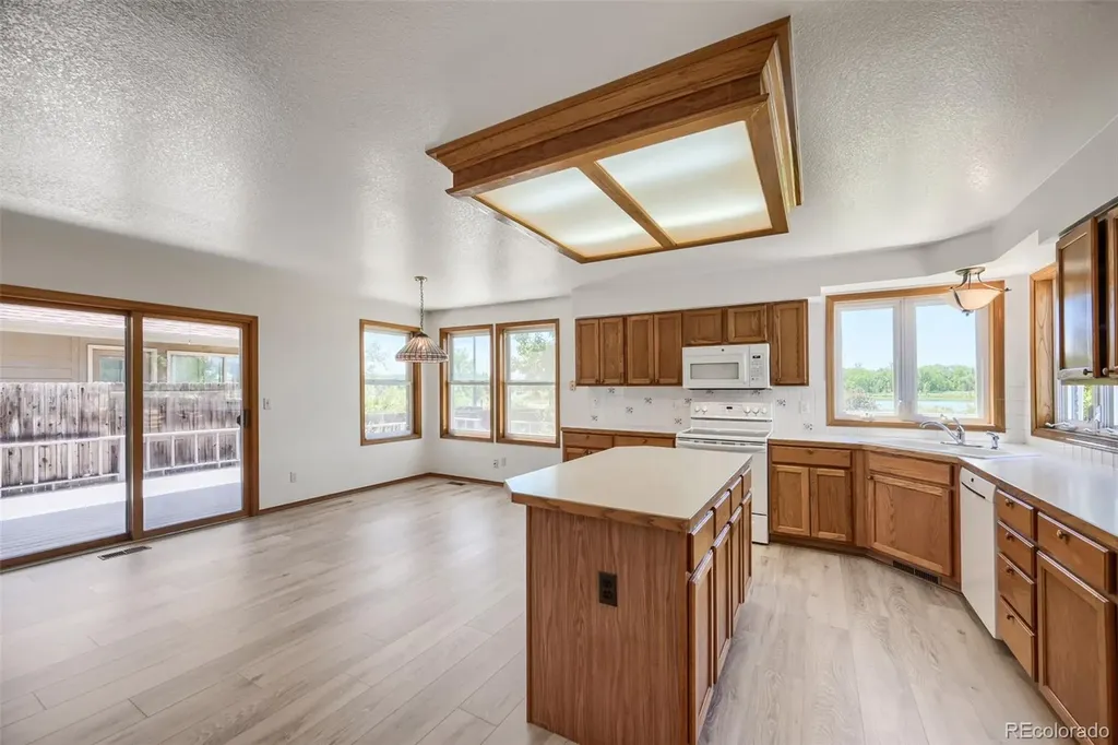 729 Wade Road Longmont CO 80503