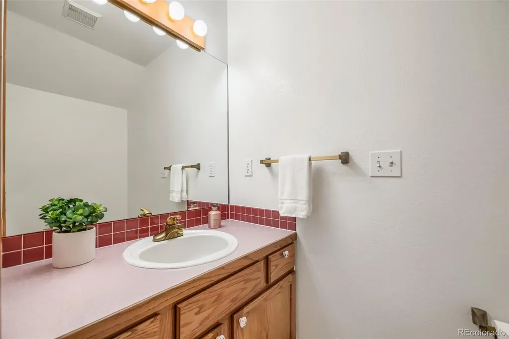 729 Wade Road Longmont CO 80503