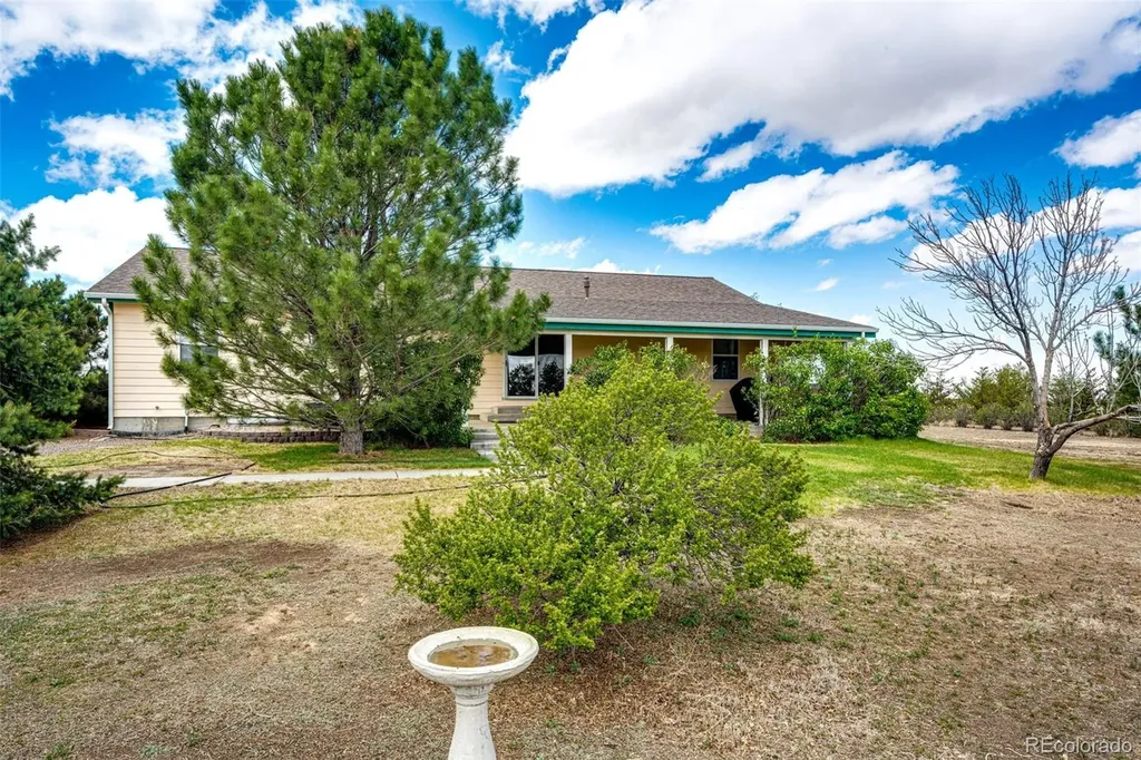 4420 Behrens Road Byers CO 80103