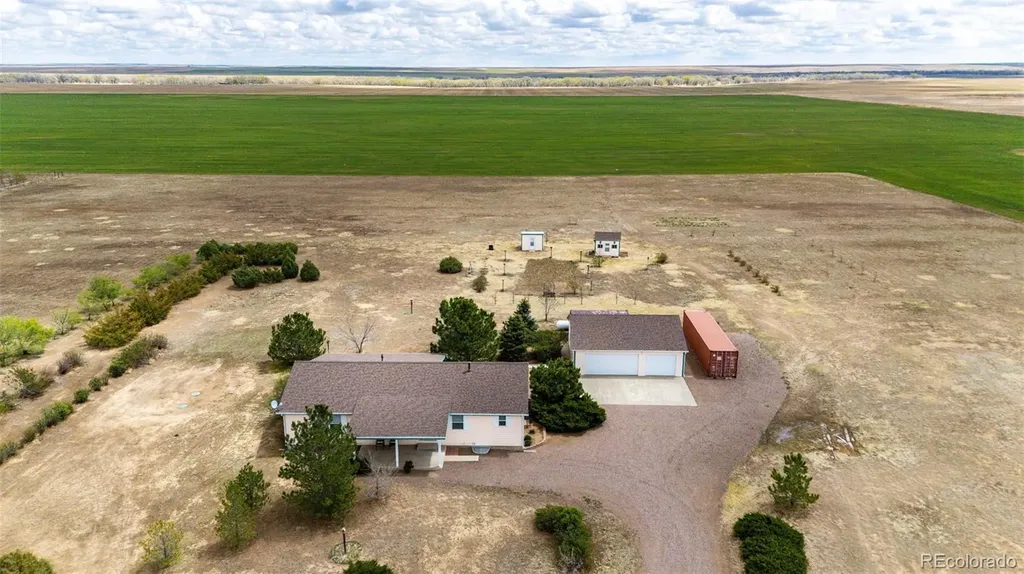 4420 Behrens Road Byers CO 80103