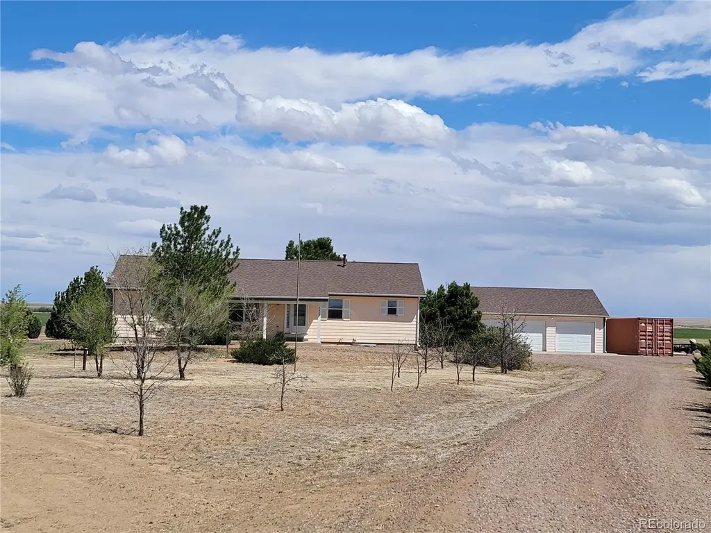 4420 Behrens Road Byers CO 80103