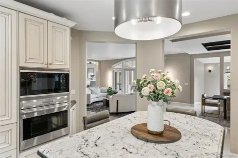 41 Alta Vista Road Colorado Springs CO 80906